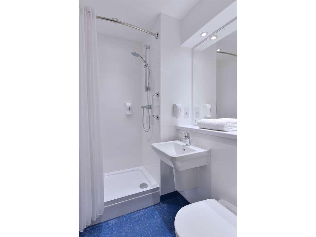 Travelodge Aberdeen Airport Exteriör bild