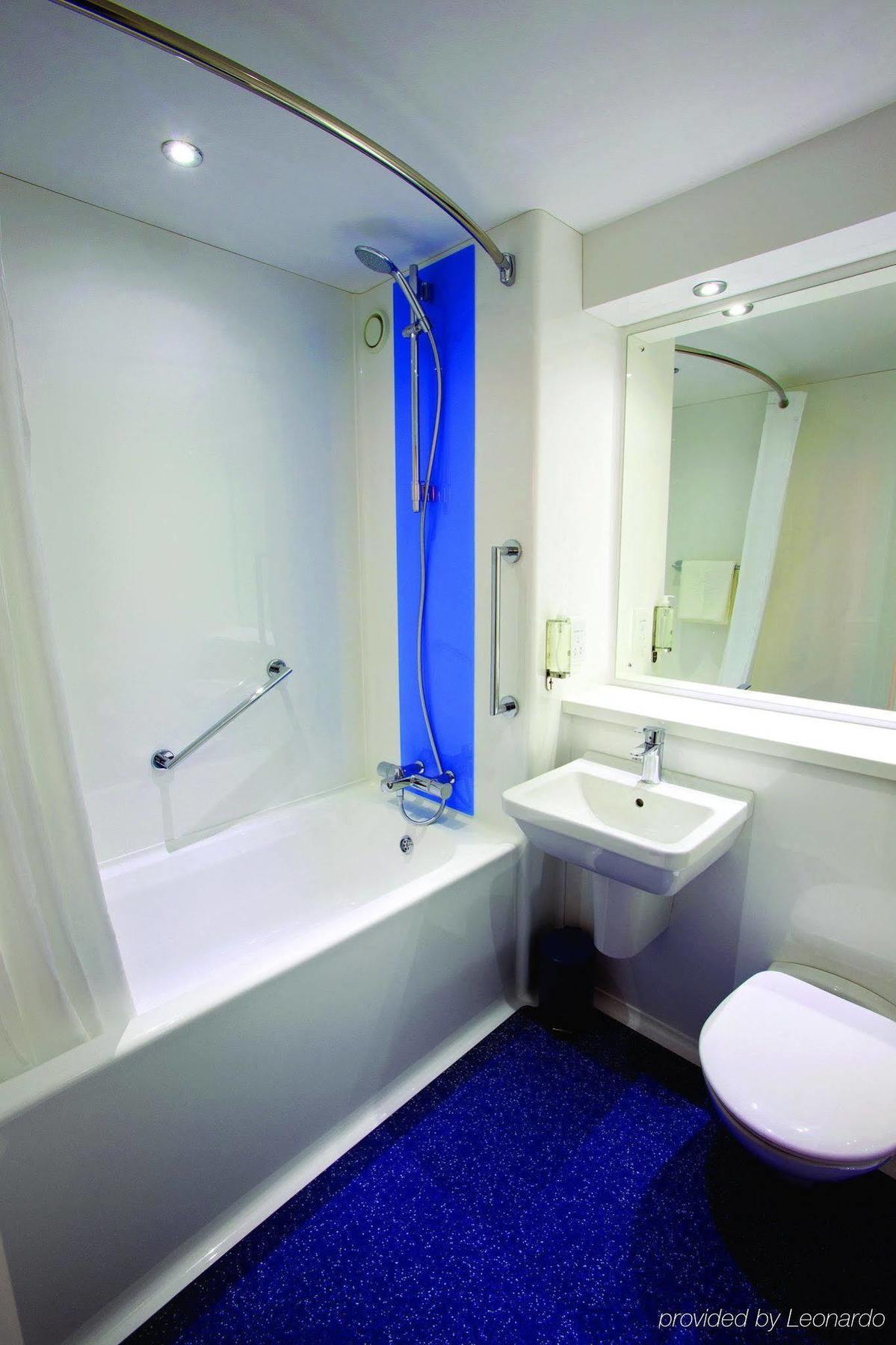 Travelodge Aberdeen Airport Exteriör bild