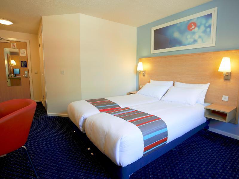 Travelodge Aberdeen Airport Exteriör bild